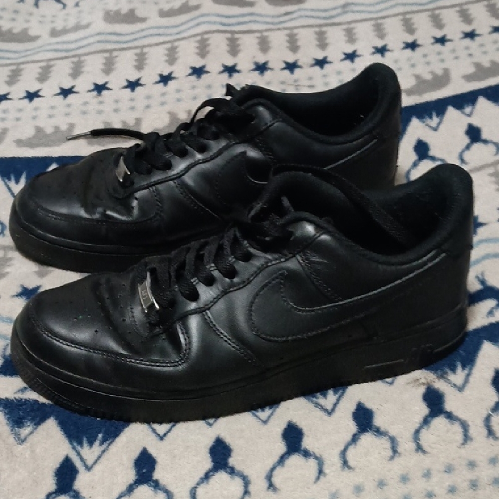 Nike Men's Triple Black Air Force 1s